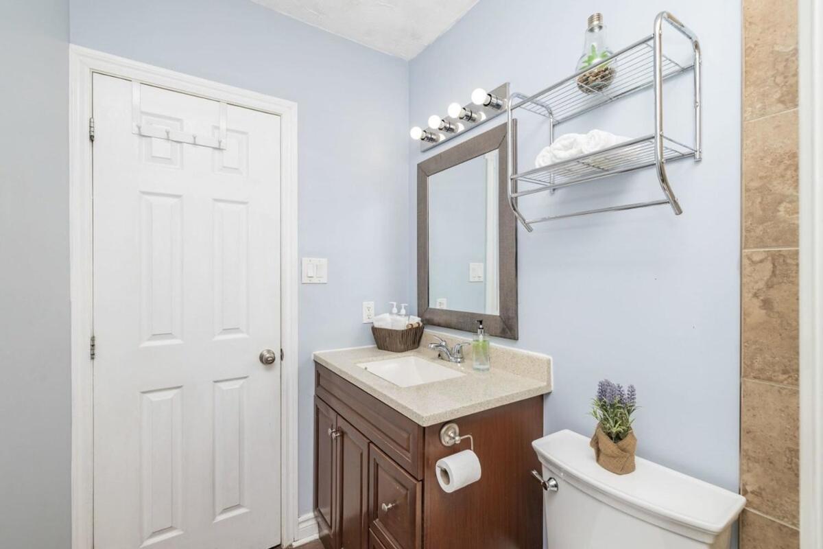 Pet-Friendly Home - Near Chinatown & Little Italy Ottawa Dış mekan fotoğraf