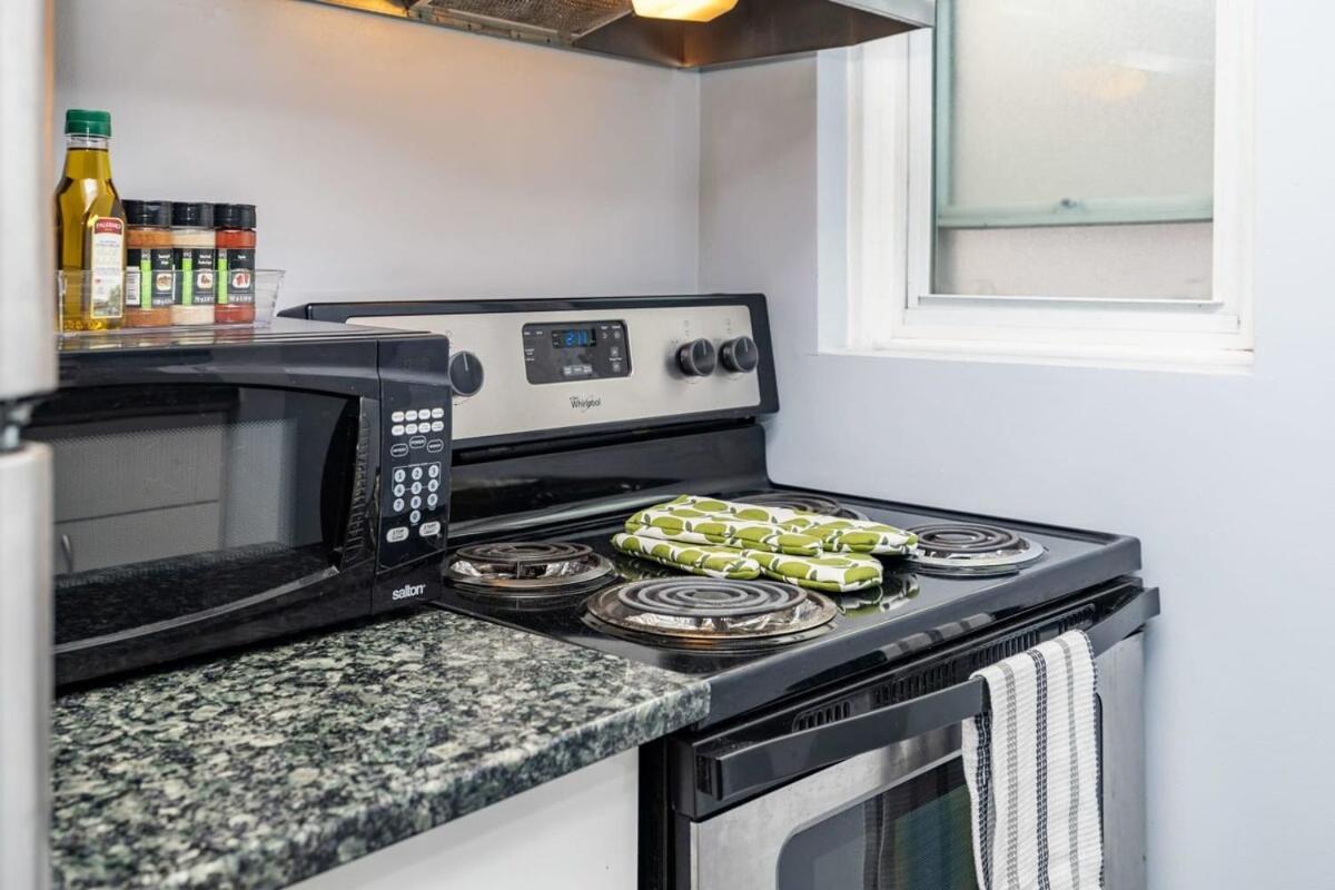 Pet-Friendly Home - Near Chinatown & Little Italy Ottawa Dış mekan fotoğraf